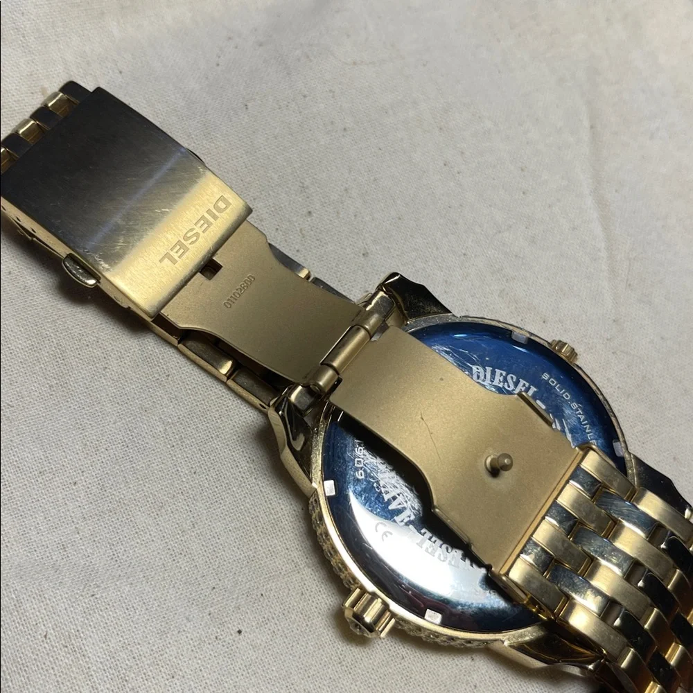 Diesel Mini Daddy men’s stainless steel Watch with Crystal Detailing